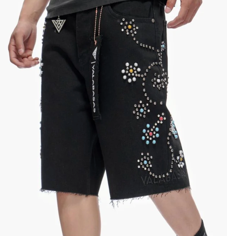 VALABASAS-MUSE-SHORTS-BLACK
